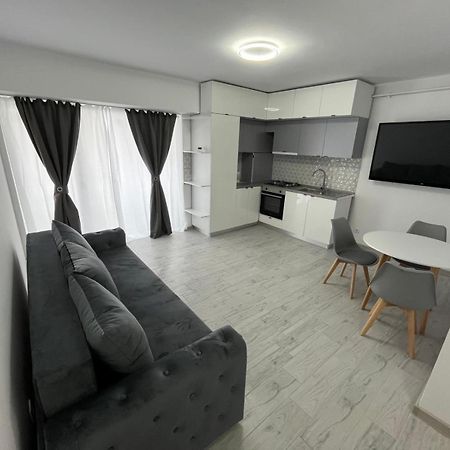 Luxy Διαμέρισμα Κραϊόβα Εξωτερικό φωτογραφία
